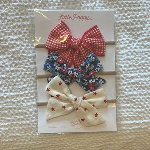 Patriotic little poppy bows